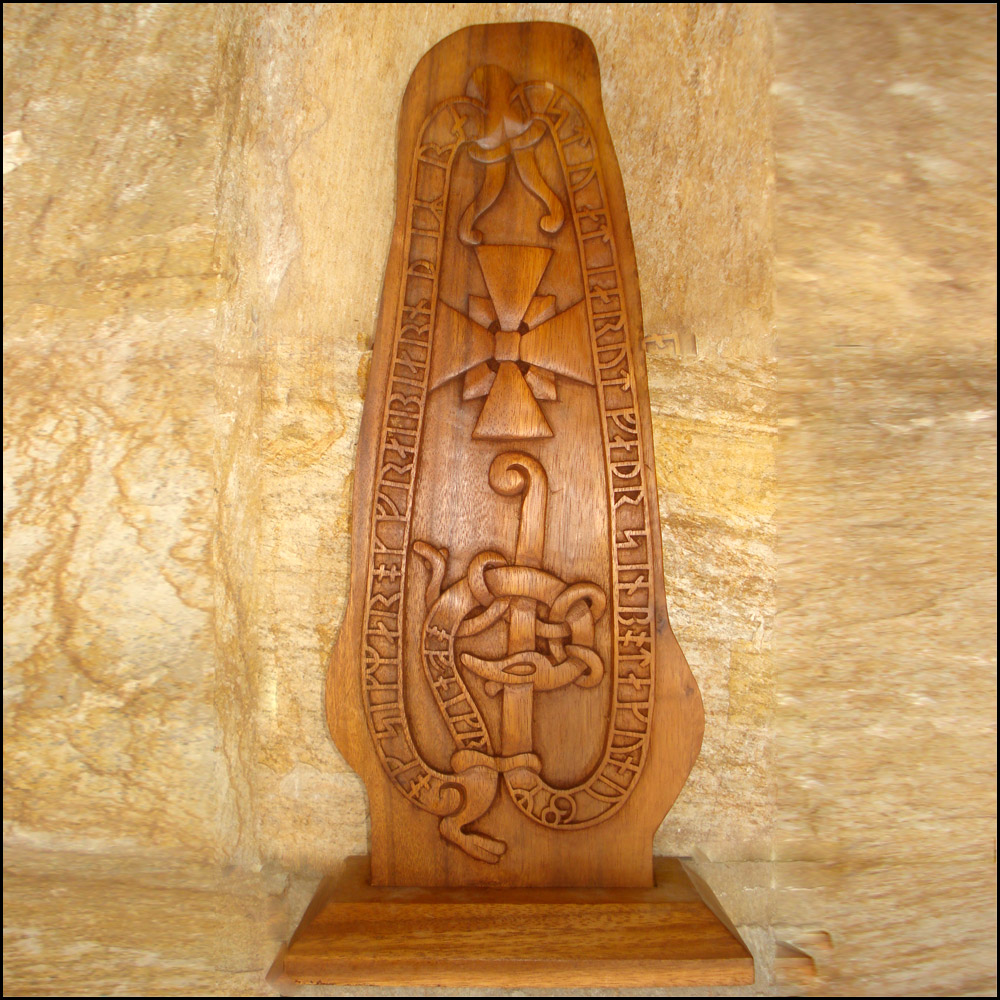 Vrs 03 Rune Stone Stelae Celtic Viking And Lamp Woodcraft Carvings